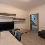 Apartman Ar *