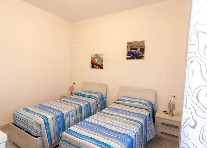 Ar * Фоллоника